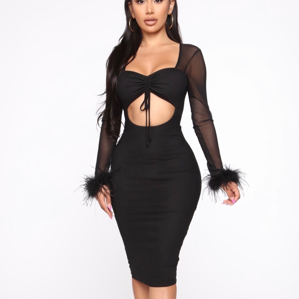 Fashion dress never worn.
